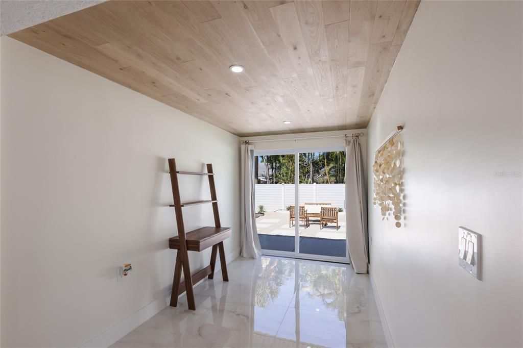 For Sale: $1,250,000 (3 beds, 2 baths, 1398 Square Feet)