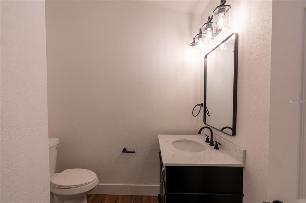 For Sale: $735,000 (3 beds, 3 baths, 2800 Square Feet)