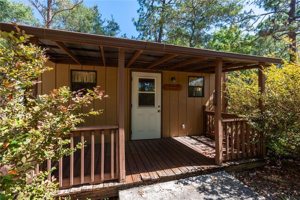 For Sale: $735,000 (3 beds, 3 baths, 2800 Square Feet)