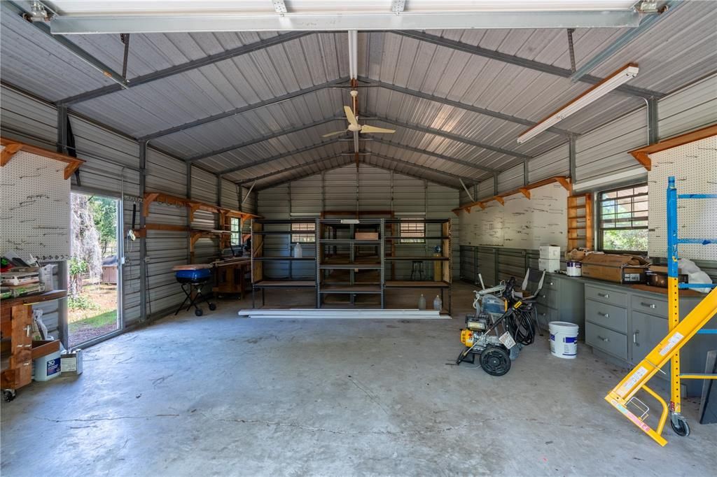 For Sale: $735,000 (3 beds, 3 baths, 2800 Square Feet)