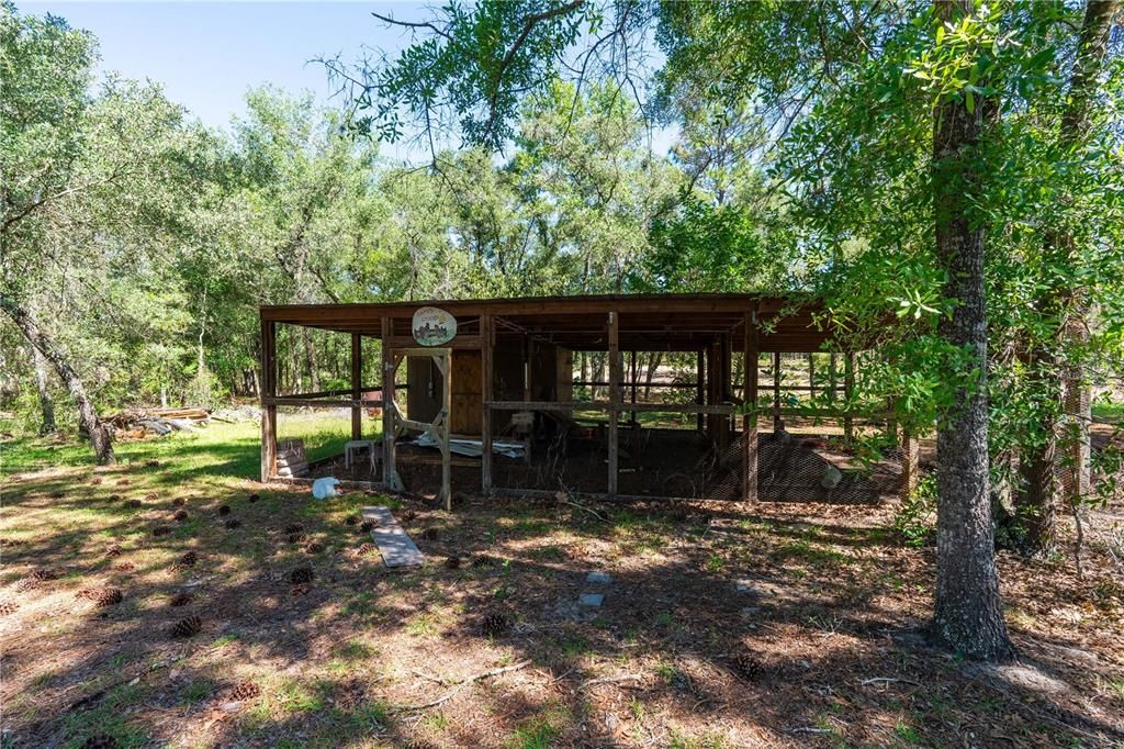 For Sale: $735,000 (3 beds, 3 baths, 2800 Square Feet)
