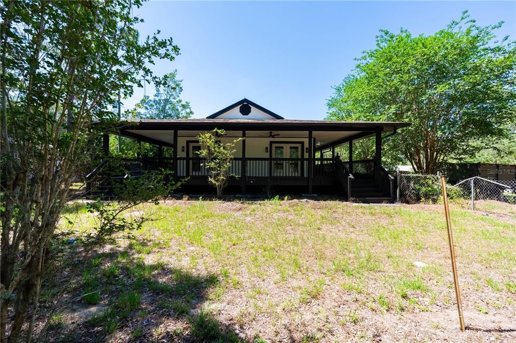For Sale: $735,000 (3 beds, 3 baths, 2800 Square Feet)