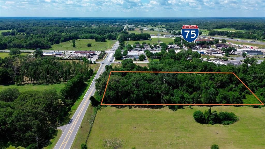 待售: $995,000 (4.23 acres)