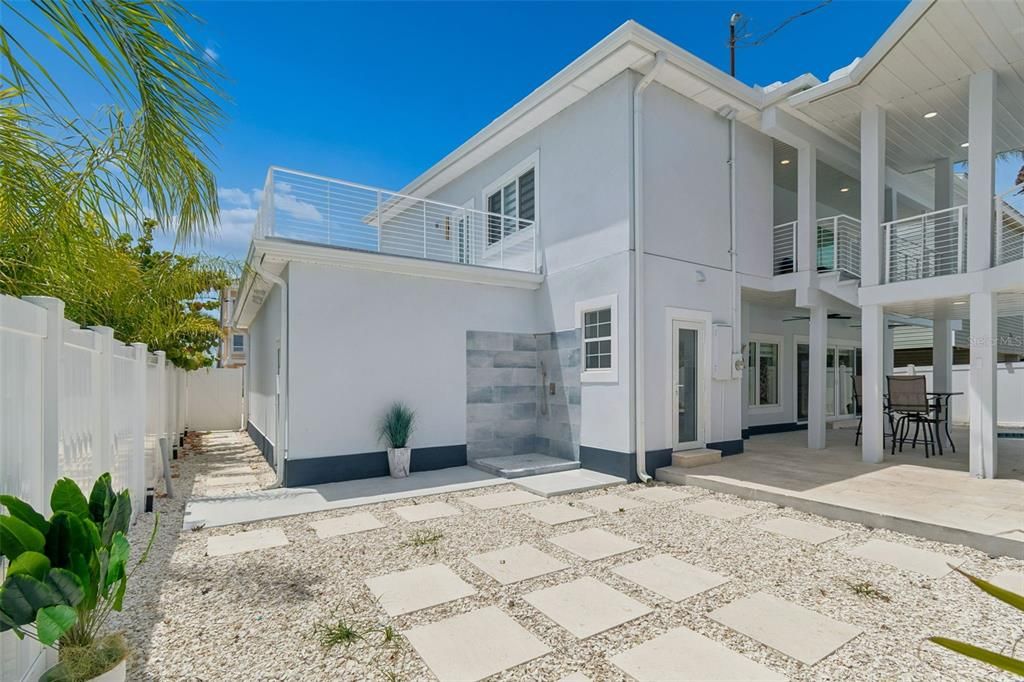 На продажу: $3,399,000 (5 спален, 4 ванн, 2976 Квадратных фут)