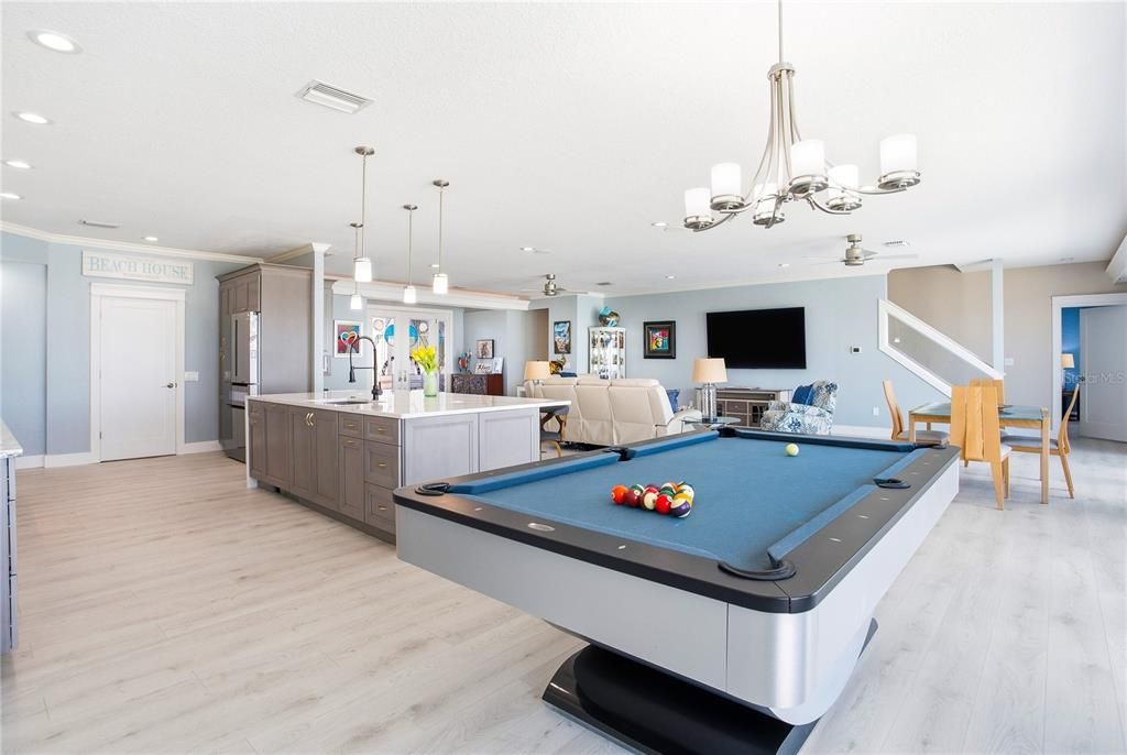For Sale: $2,595,000 (4 beds, 3 baths, 3481 Square Feet)