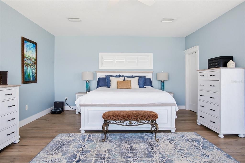 For Sale: $2,595,000 (4 beds, 3 baths, 3481 Square Feet)