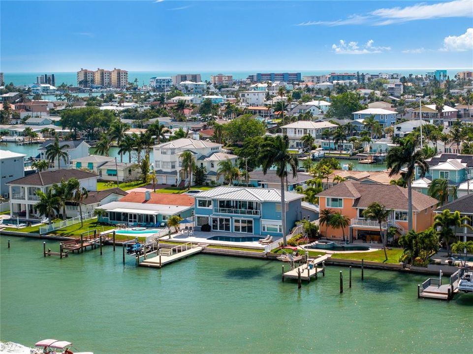 For Sale: $2,595,000 (4 beds, 3 baths, 3481 Square Feet)