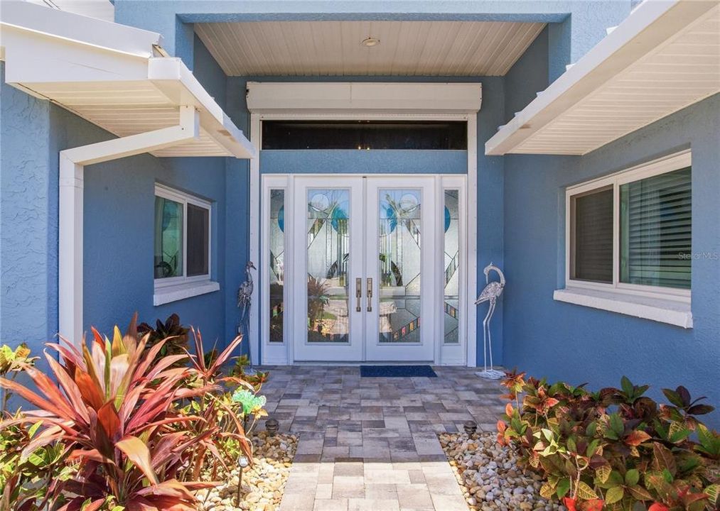 For Sale: $2,595,000 (4 beds, 3 baths, 3481 Square Feet)