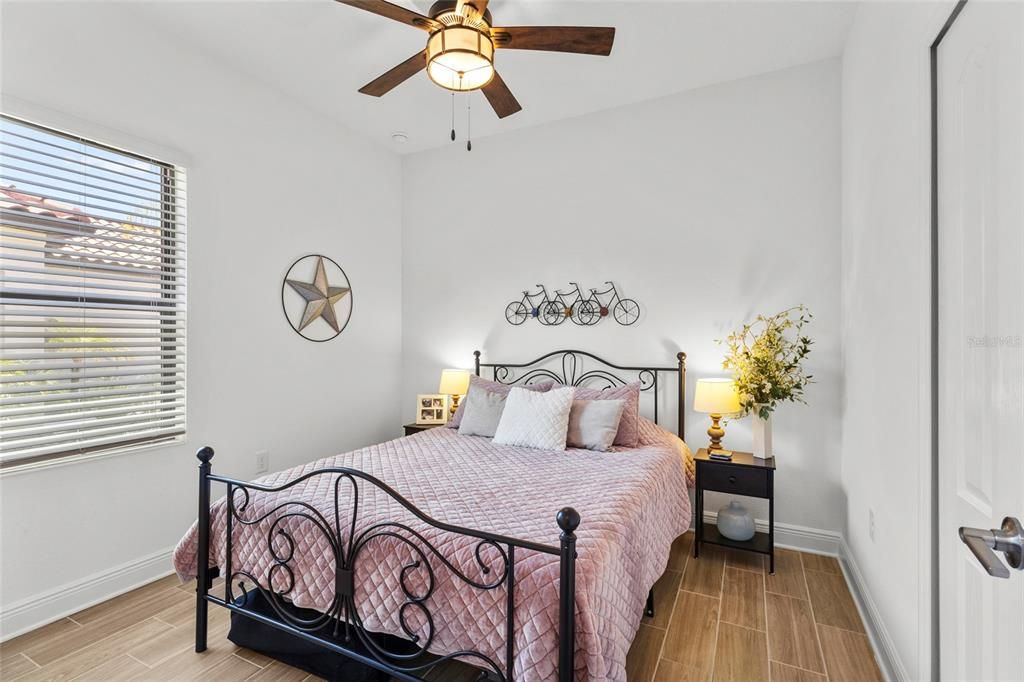 For Rent: $2,900 (3 beds, 2 baths, 1764 Square Feet)