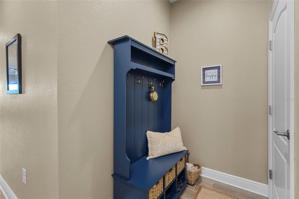 For Rent: $2,900 (3 beds, 2 baths, 1764 Square Feet)