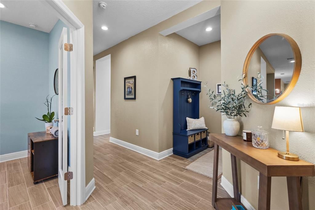 For Rent: $2,900 (3 beds, 2 baths, 1764 Square Feet)