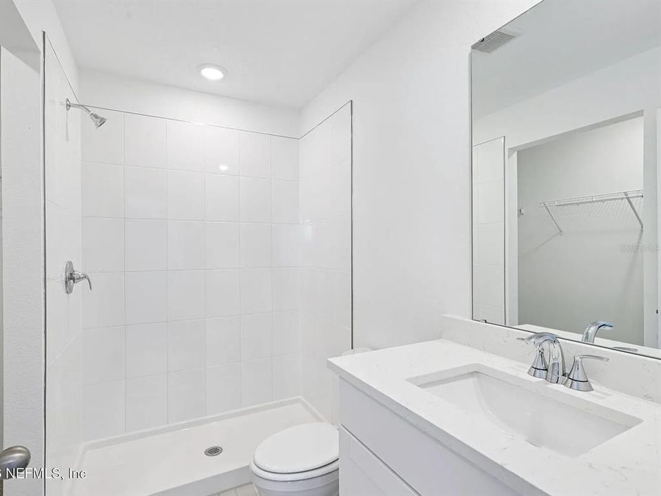 For Sale: $364,900 (4 beds, 3 baths, 1842 Square Feet)