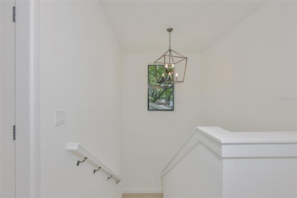 На продажу: $679,900 (4 спален, 3 ванн, 1844 Квадратных фут)