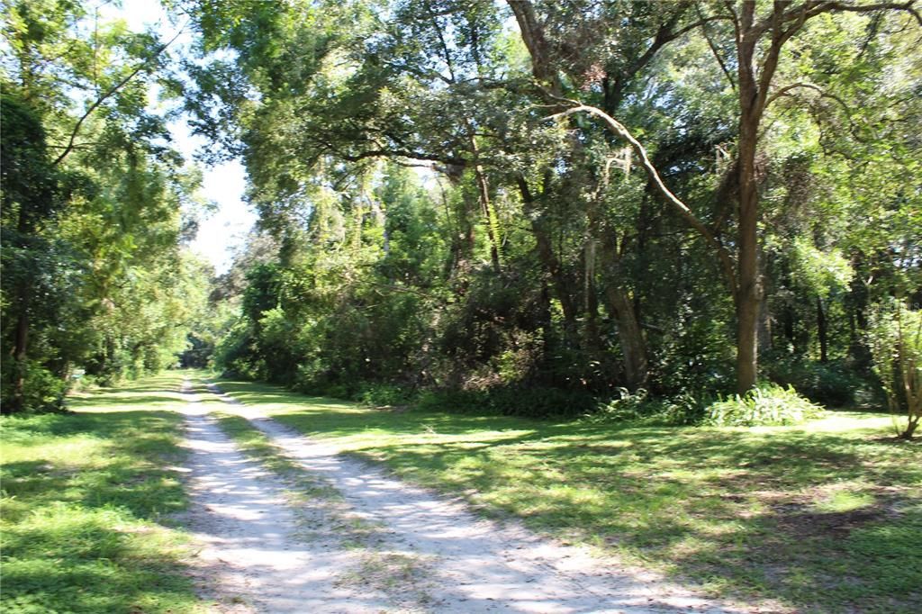 En Venta: $65,000 (0.58 acres)