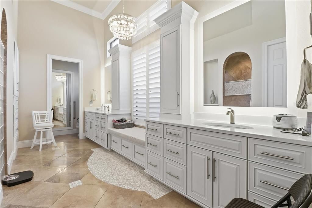 For Sale: $1,150,000 (4 beds, 3 baths, 4115 Square Feet)