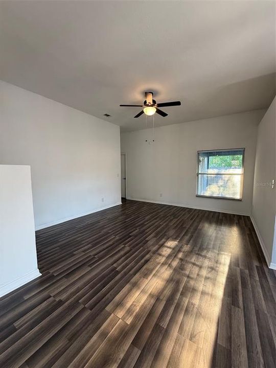 For Rent: $2,500 (3 beds, 2 baths, 1729 Square Feet)
