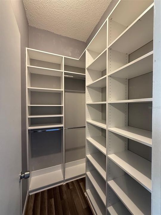 For Rent: $2,500 (3 beds, 2 baths, 1729 Square Feet)