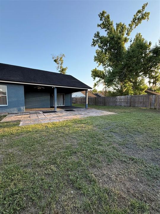 For Rent: $2,500 (3 beds, 2 baths, 1729 Square Feet)
