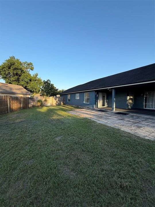 For Rent: $2,500 (3 beds, 2 baths, 1729 Square Feet)