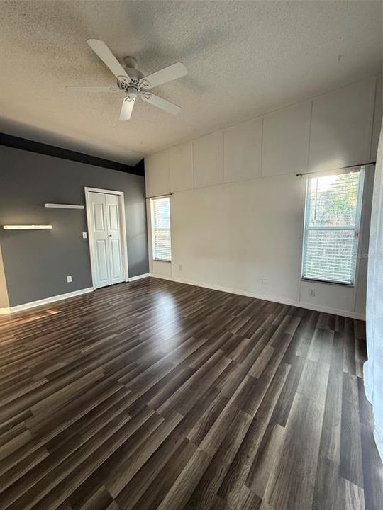 For Rent: $2,500 (3 beds, 2 baths, 1729 Square Feet)