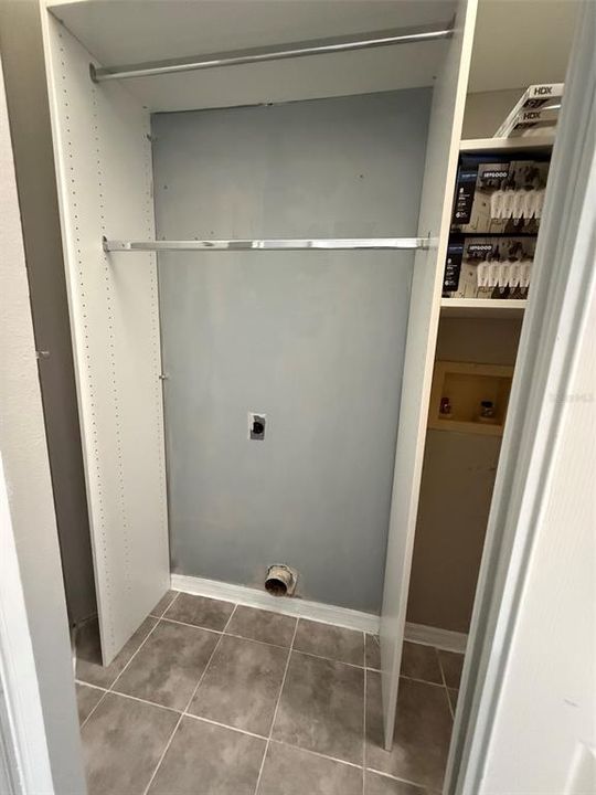 For Rent: $2,500 (3 beds, 2 baths, 1729 Square Feet)