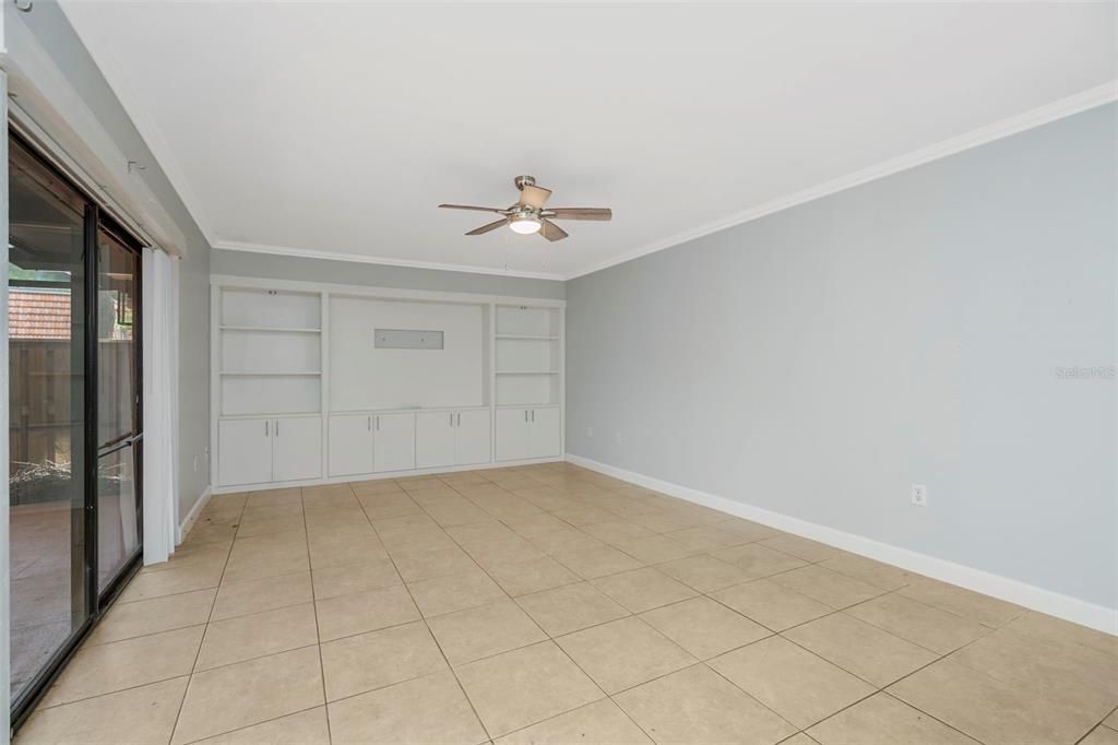 For Sale: $219,900 (2 beds, 2 baths, 1344 Square Feet)