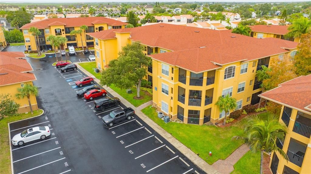 Active With Contract: $1,850 (2 beds, 2 baths, 1153 Square Feet)