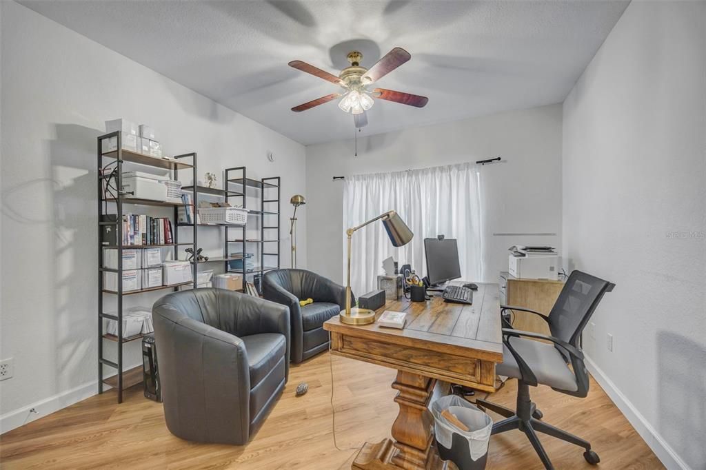 Active With Contract: $1,850 (2 beds, 2 baths, 1153 Square Feet)