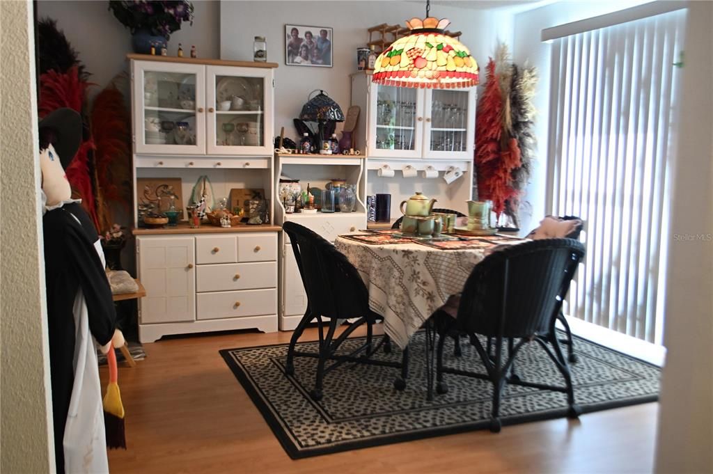 For Sale: $249,900 (3 beds, 2 baths, 1540 Square Feet)