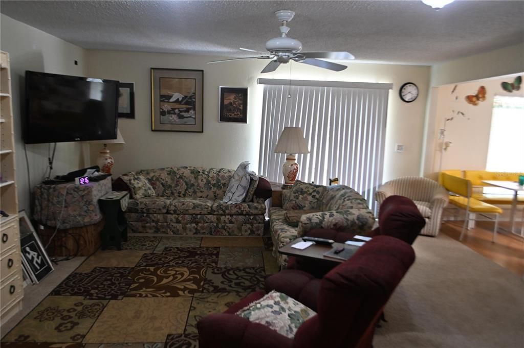 For Sale: $249,900 (3 beds, 2 baths, 1540 Square Feet)