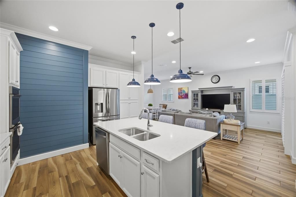 For Sale: $395,000 (3 beds, 2 baths, 1982 Square Feet)