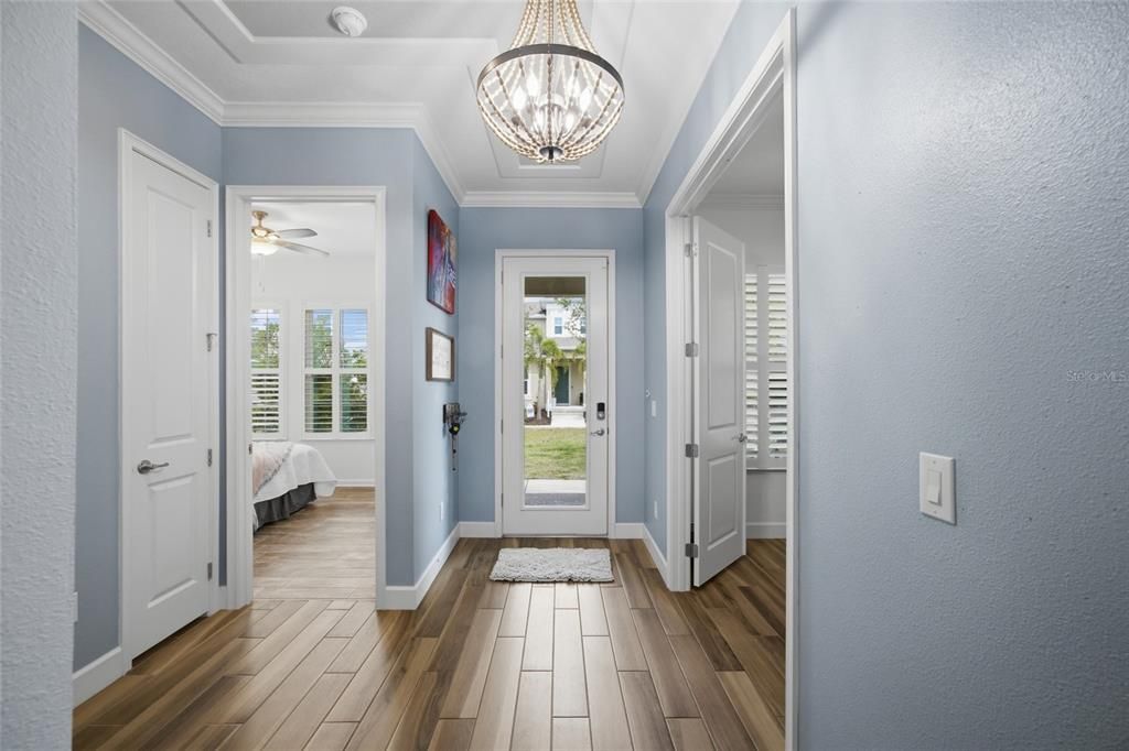 For Sale: $395,000 (3 beds, 2 baths, 1982 Square Feet)
