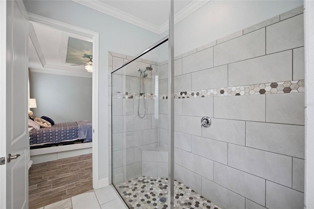 For Sale: $395,000 (3 beds, 2 baths, 1982 Square Feet)