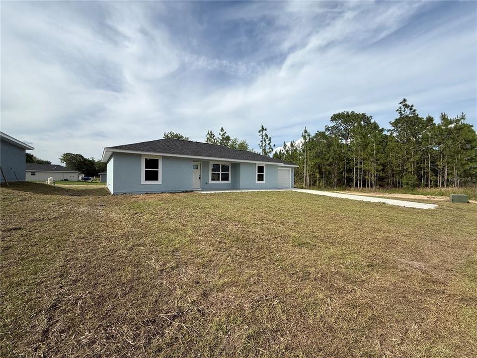 Active With Contract: $209,900 (3 beds, 2 baths, 1232 Square Feet)