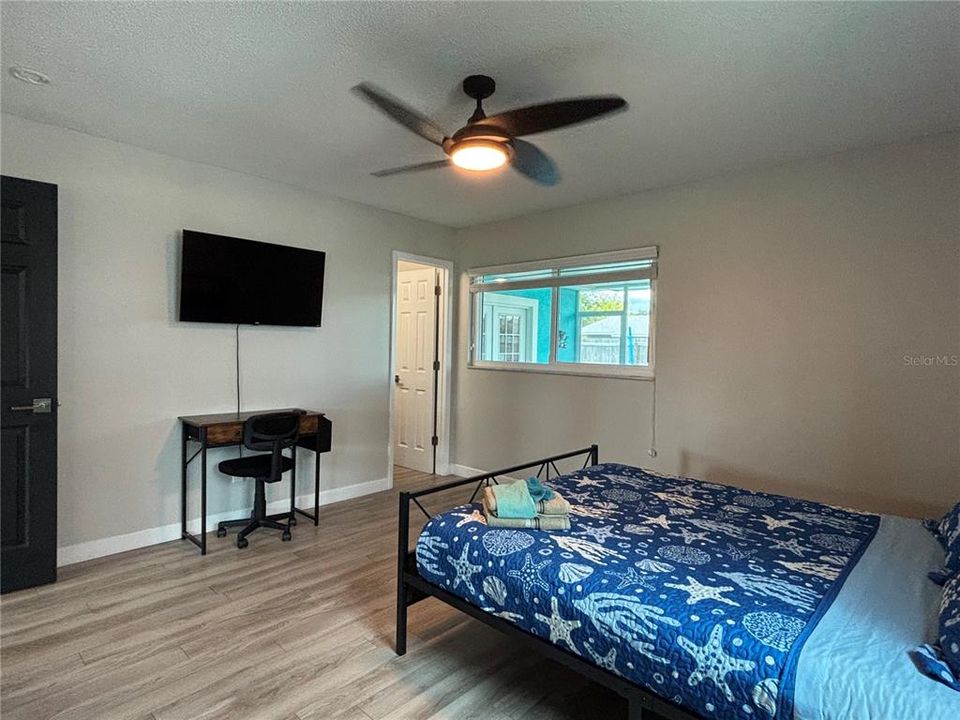 Active With Contract: $429,000 (3 beds, 2 baths, 1840 Square Feet)