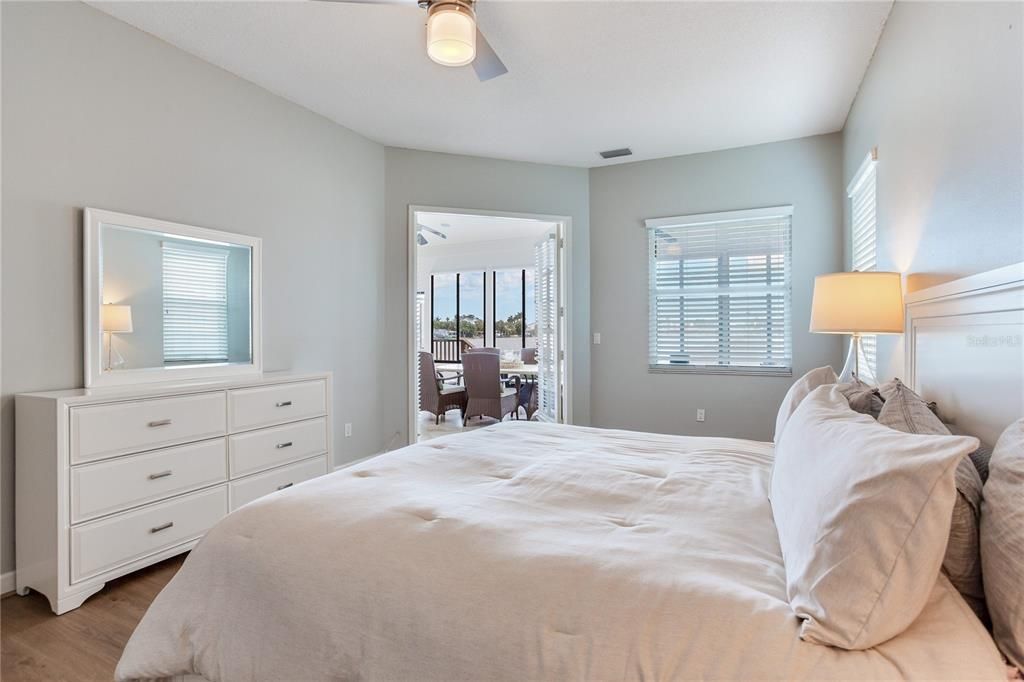 For Sale: $1,695,000 (3 beds, 2 baths, 2705 Square Feet)