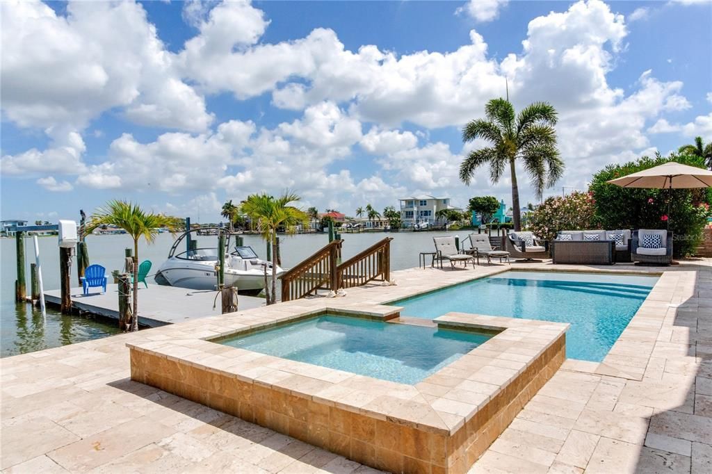 For Sale: $1,695,000 (3 beds, 2 baths, 2705 Square Feet)