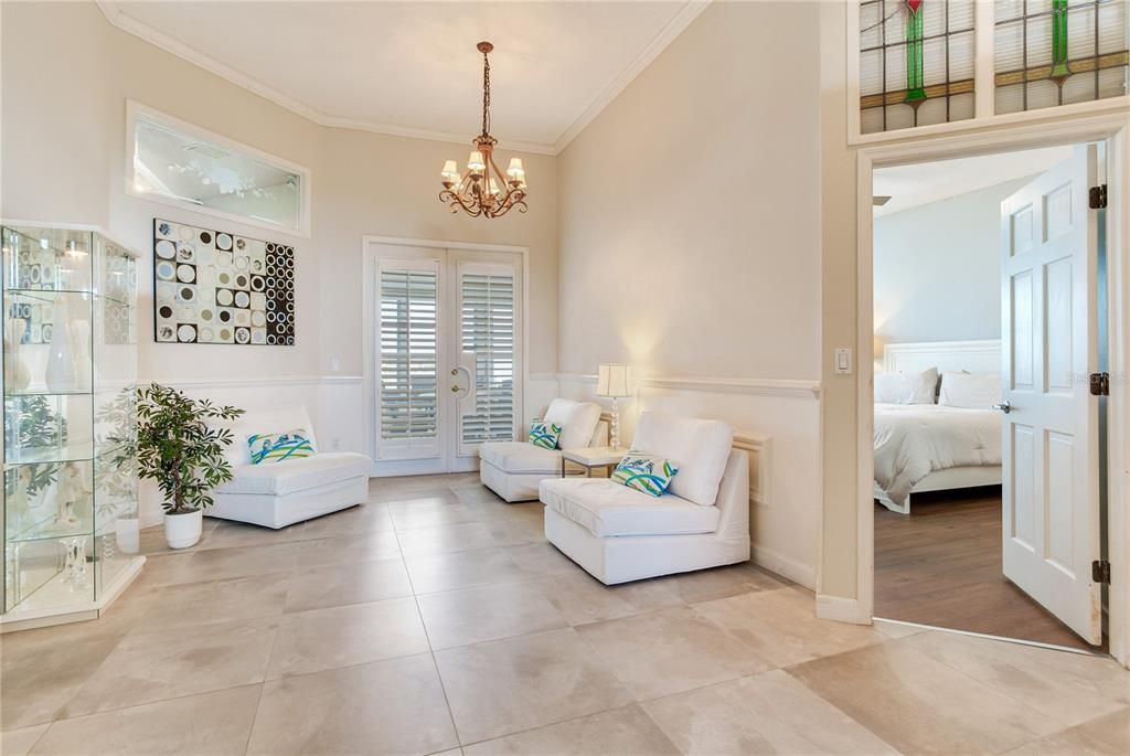 For Sale: $1,695,000 (3 beds, 2 baths, 2705 Square Feet)