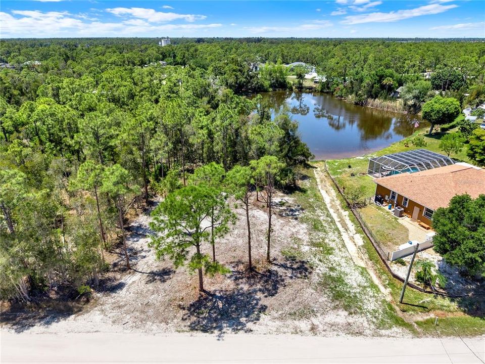 На продажу: $60,000 (0.32 acres)