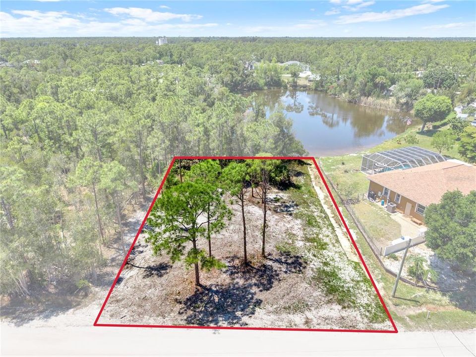 На продажу: $60,000 (0.32 acres)