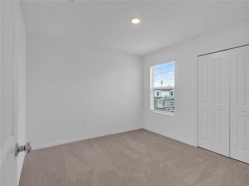 For Rent: $2,700 (5 beds, 3 baths, 2200 Square Feet)