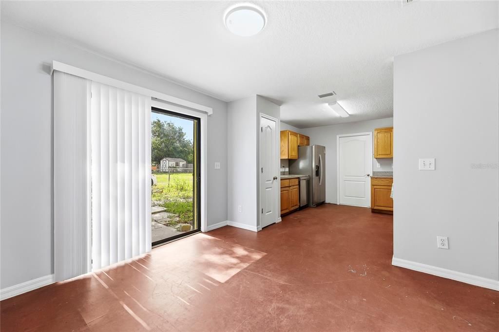 En Venta: $239,000 (2 camas, 2 baños, 1247 Pies cuadrados)