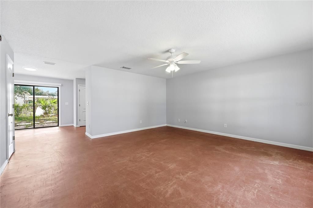 En Venta: $239,000 (2 camas, 2 baños, 1247 Pies cuadrados)