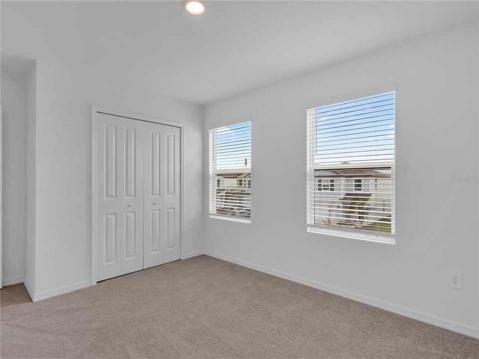 For Rent: $2,650 (5 beds, 3 baths, 2200 Square Feet)
