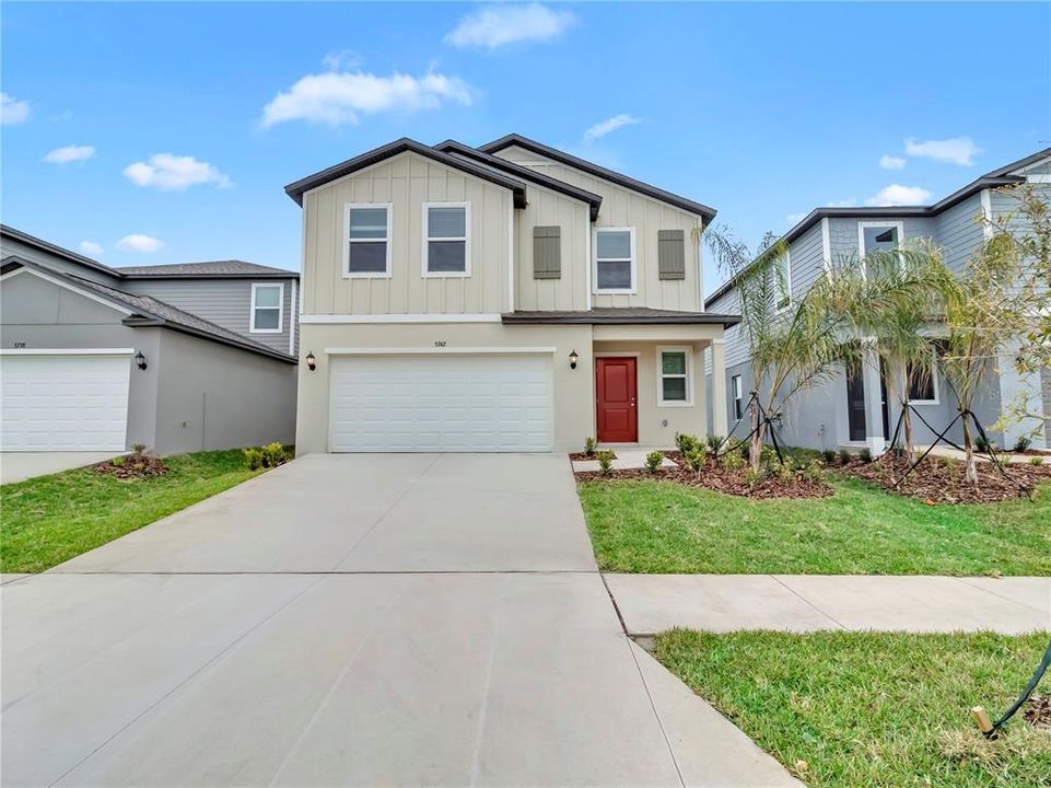 For Rent: $2,650 (5 beds, 3 baths, 2200 Square Feet)