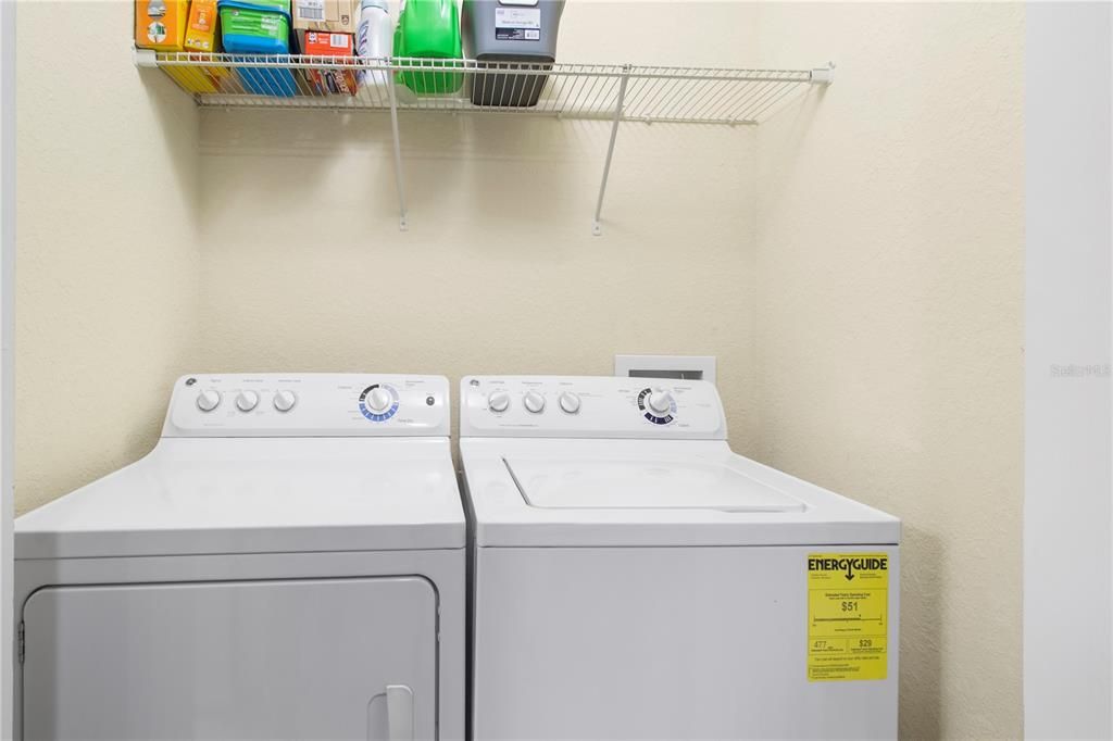 For Rent: $1,950 (2 beds, 2 baths, 1121 Square Feet)