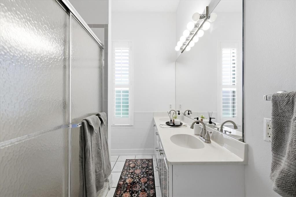 For Sale: $739,000 (4 beds, 2 baths, 2368 Square Feet)