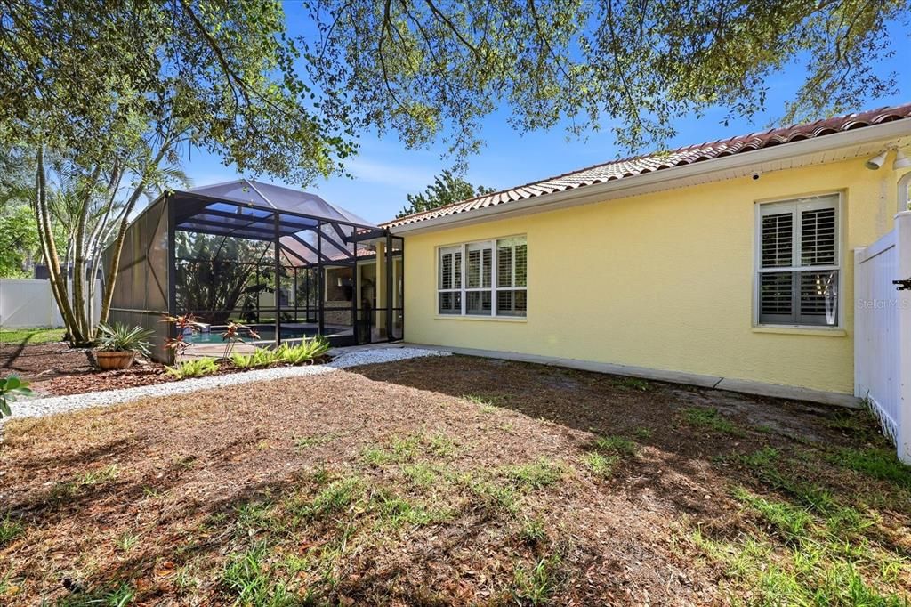 For Sale: $739,000 (4 beds, 2 baths, 2368 Square Feet)