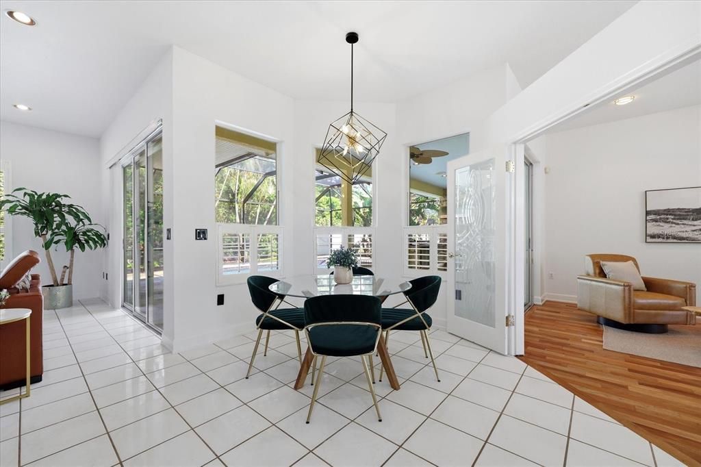 For Sale: $739,000 (4 beds, 2 baths, 2368 Square Feet)