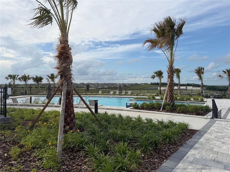 For Sale: $499,900 (4 beds, 2 baths, 1883 Square Feet)